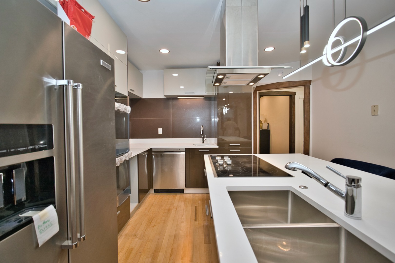 2437 W North Shore Avenue 2 Property Photo 11