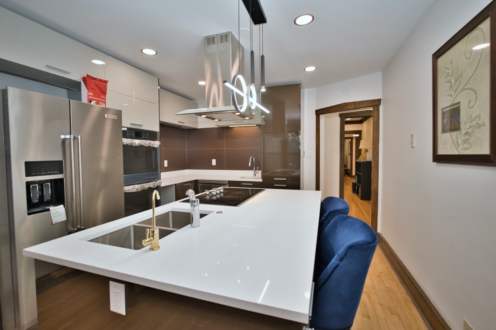 2437 W North Shore Avenue 2 Property Photo 13