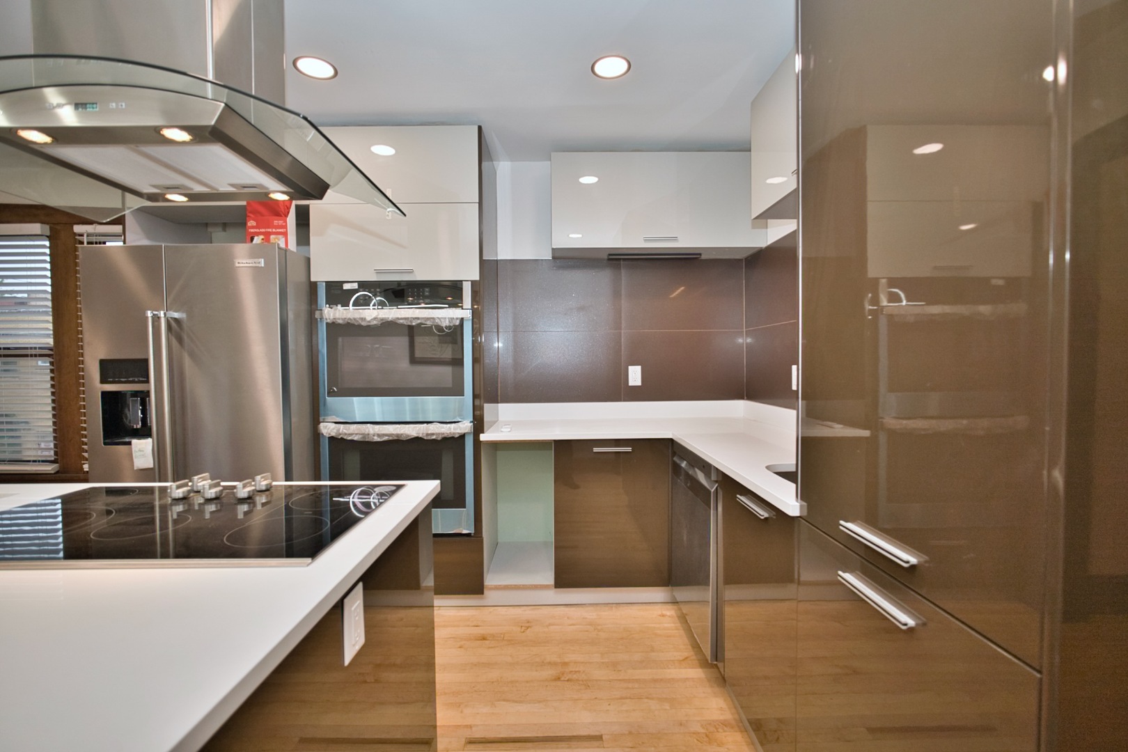 2437 W North Shore Avenue 2 Property Photo 15