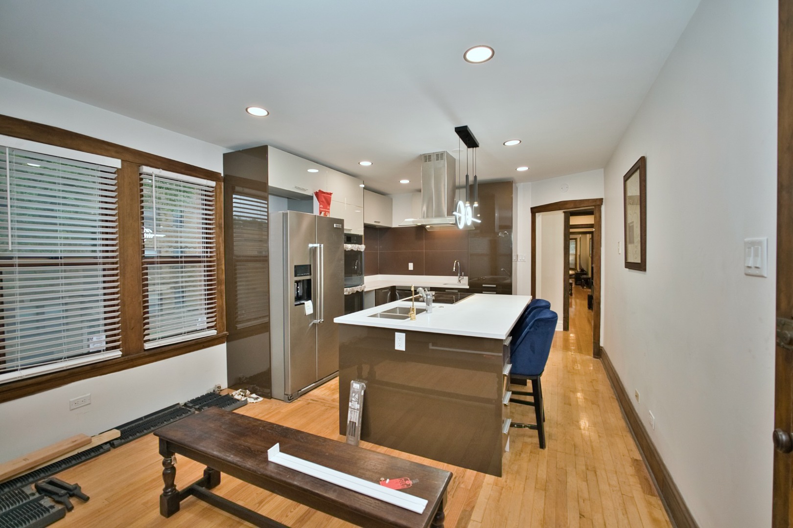 2437 W North Shore Avenue 2 Property Photo 17