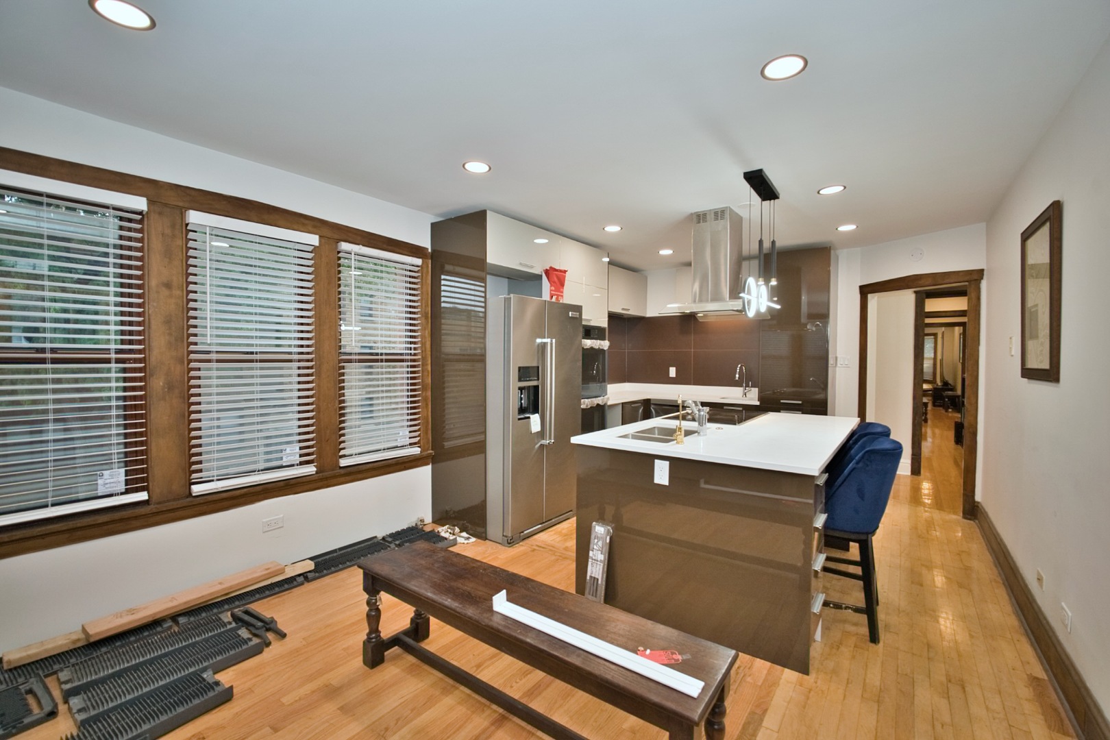 2437 W North Shore Avenue 2 Property Photo 18