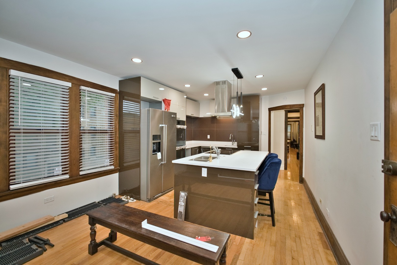2437 W North Shore Avenue 2 Property Photo 19
