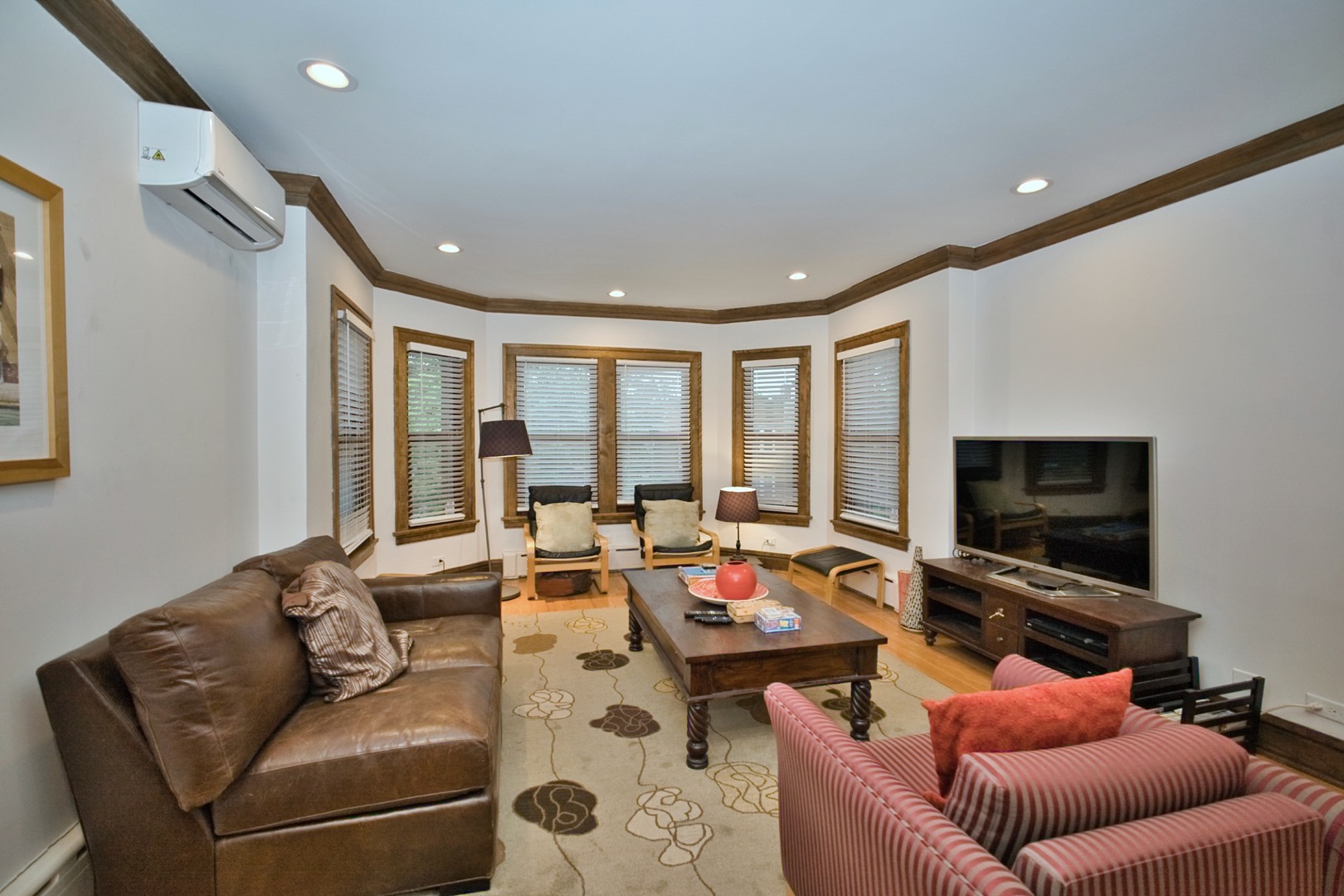 2437 W North Shore Avenue 2 Property Photo 31