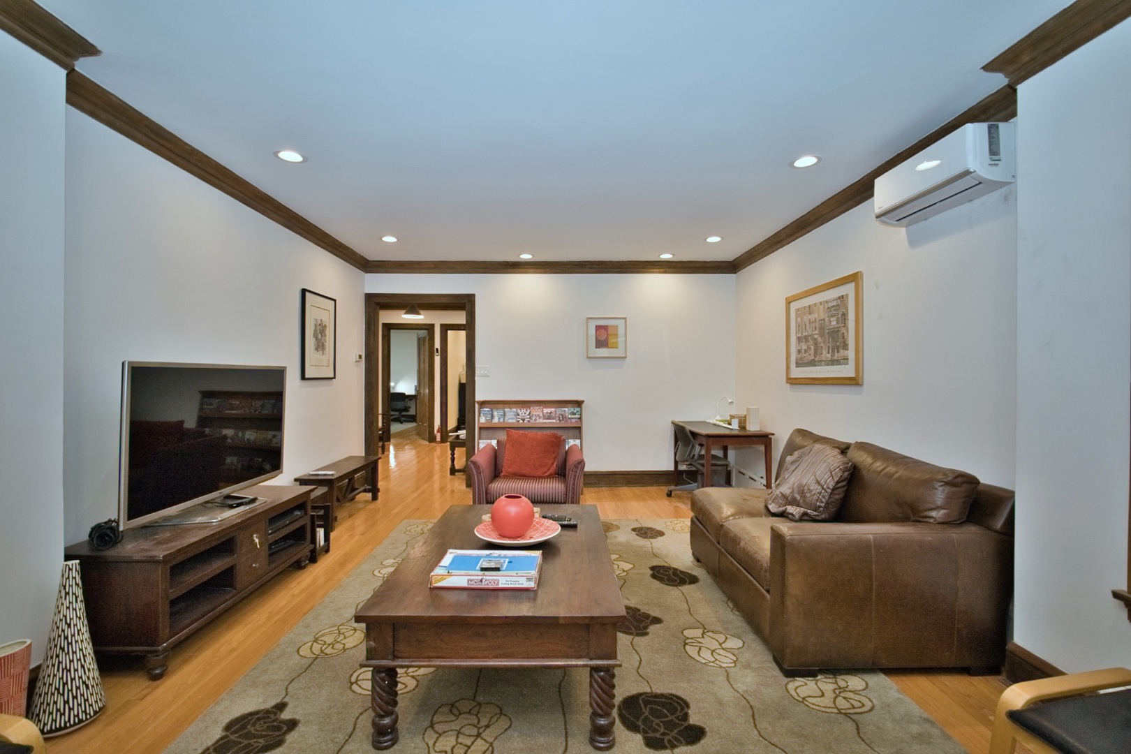 2437 W North Shore Avenue 2 Property Photo 32