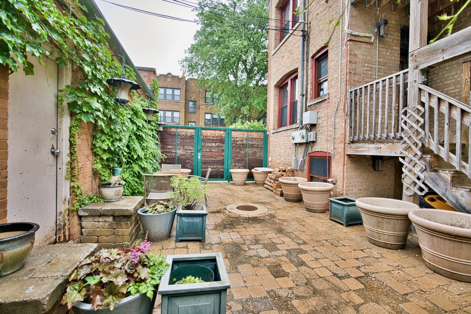 2437 W North Shore Avenue 2 Property Photo 44