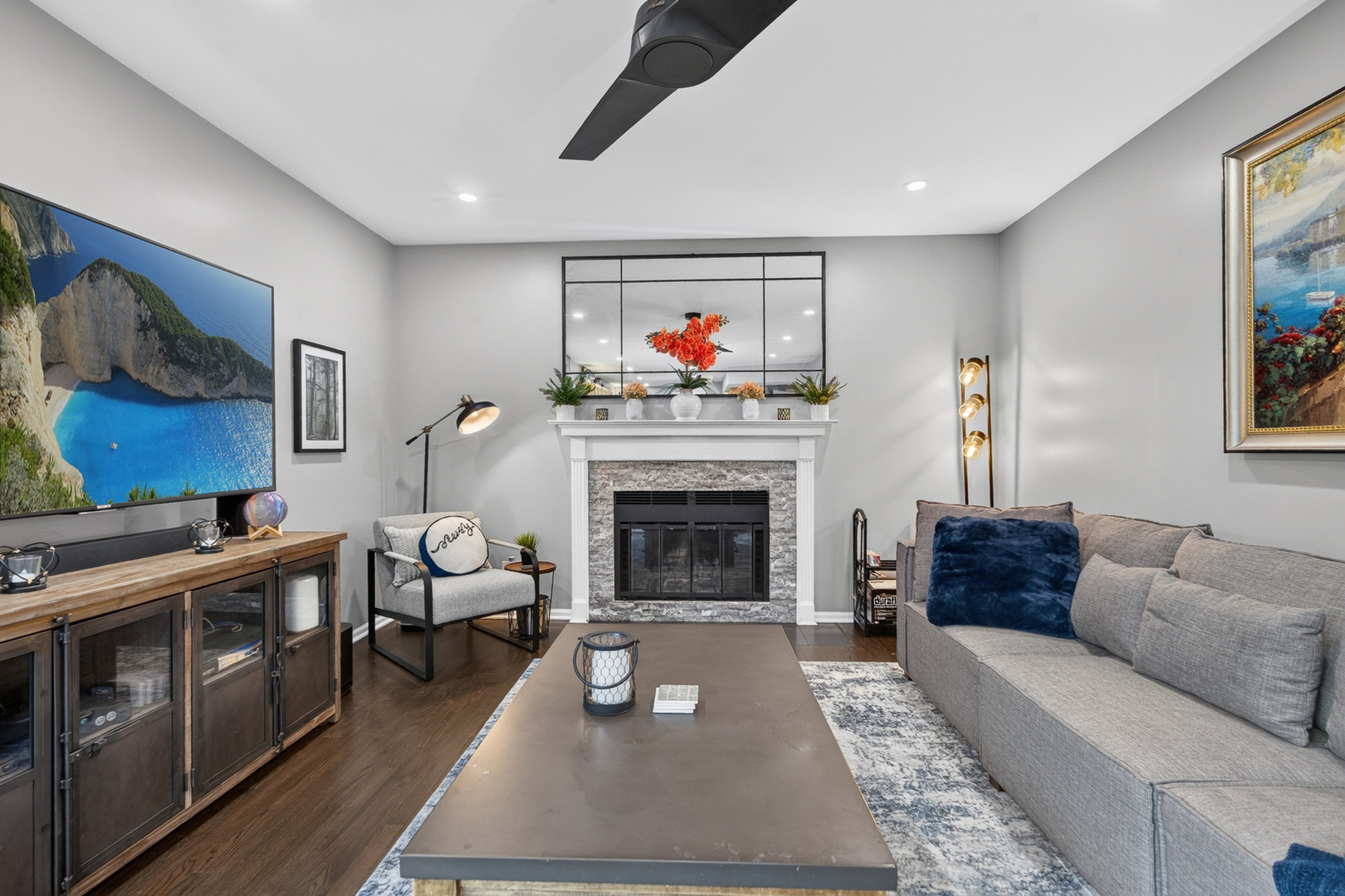 1000 Louis Avenue Property Photo 3