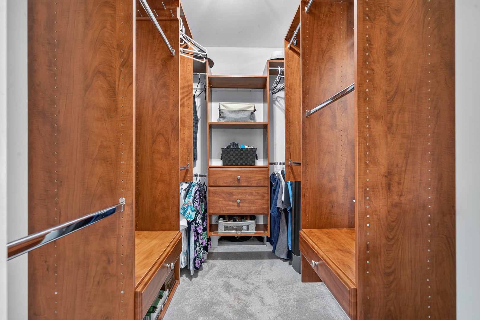 1000 Louis Avenue Property Photo 17