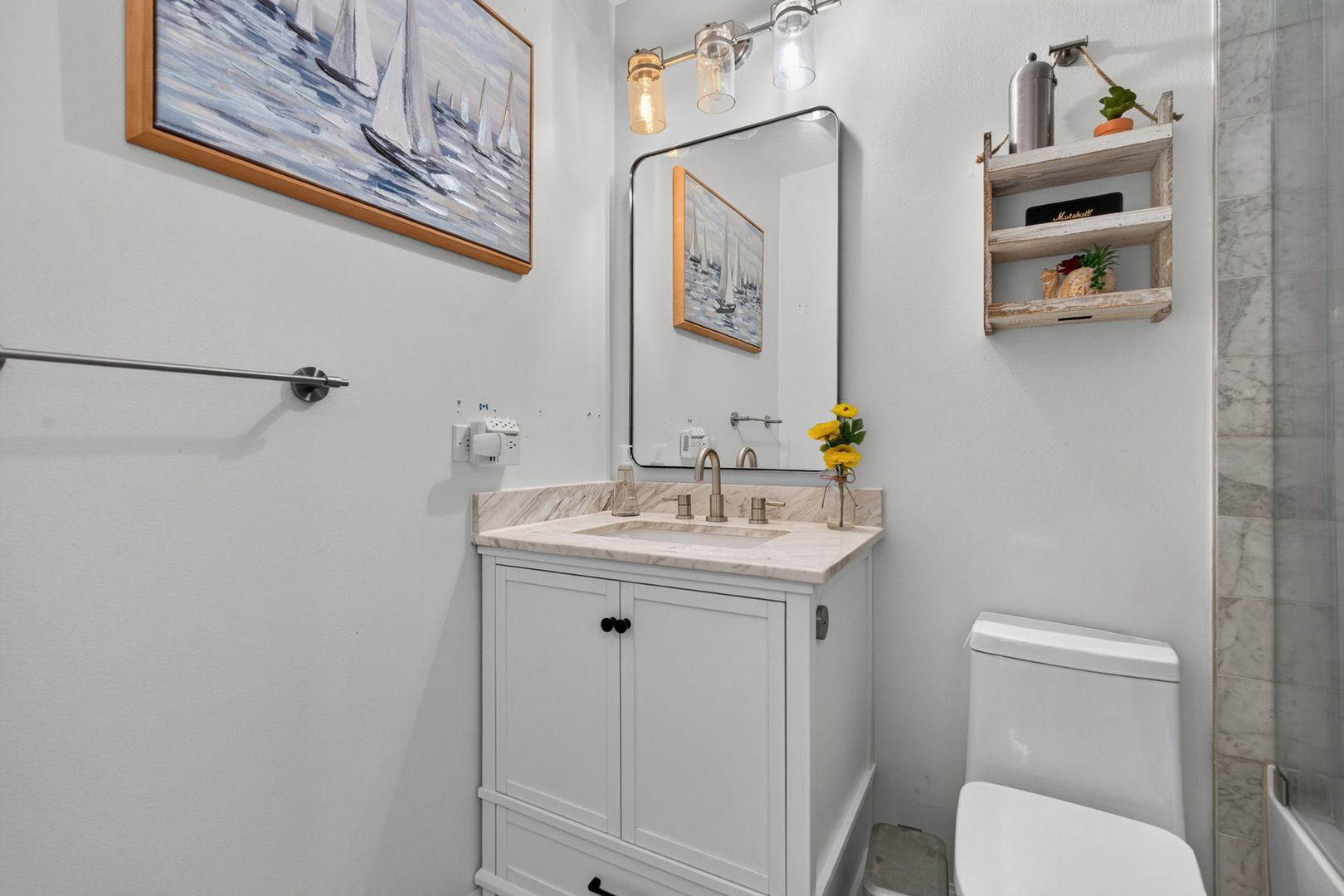 1000 Louis Avenue Property Photo 18