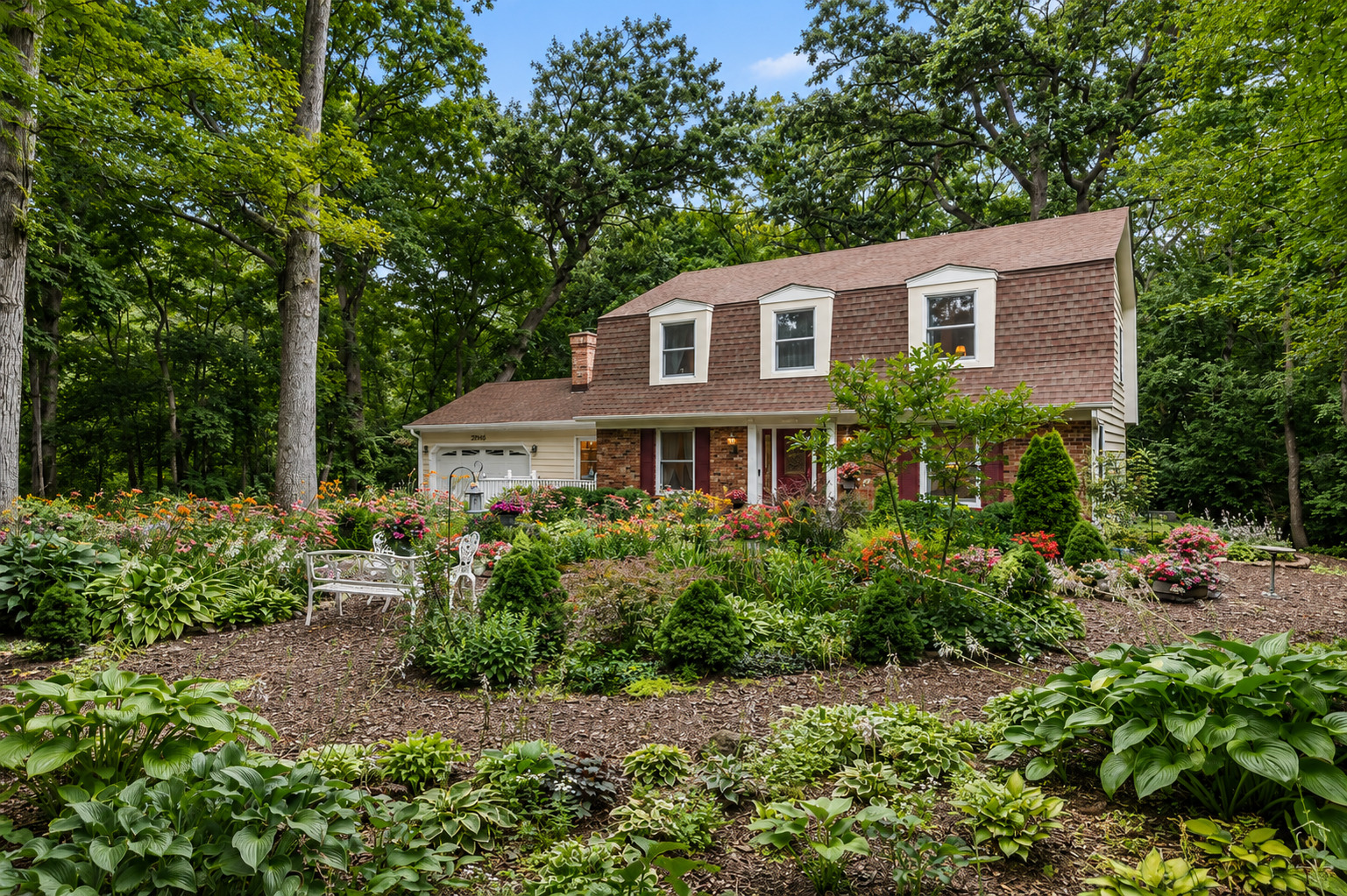 28w486 Mack Road Property Photo 1