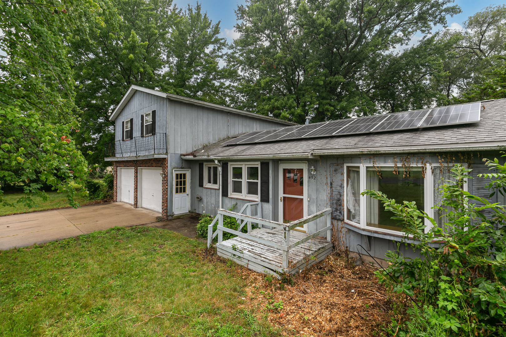 452 Docia Street Property Photo 2