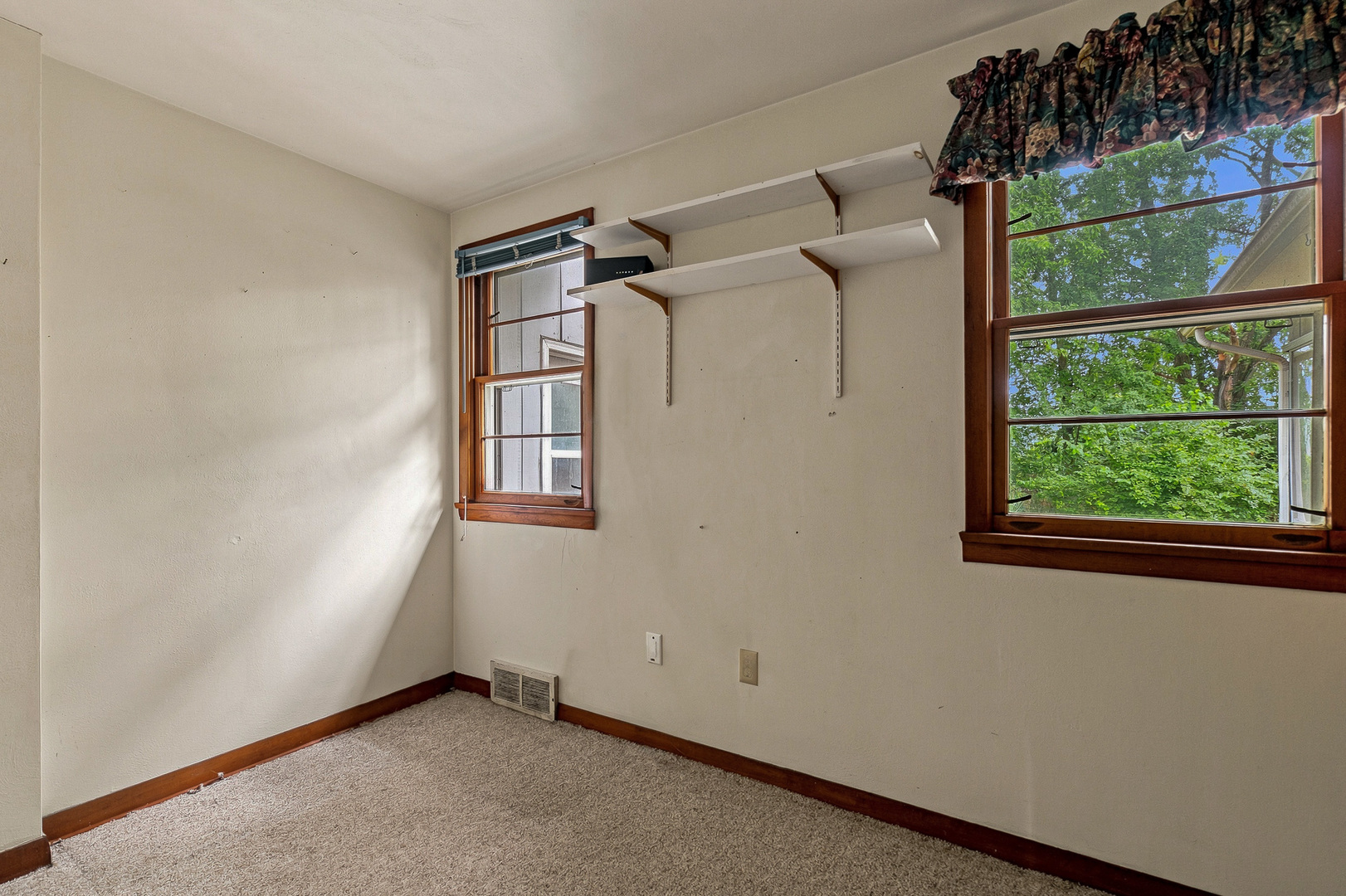 452 Docia Street Property Photo 17