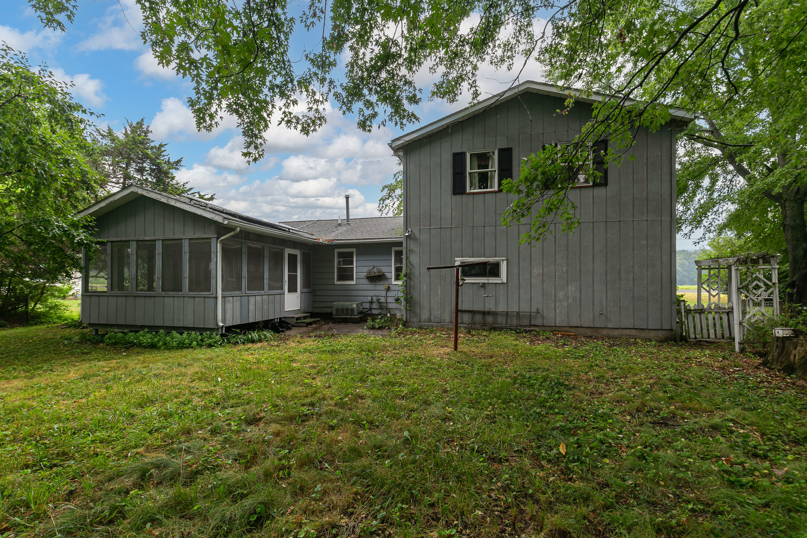 452 Docia Street Property Photo 33