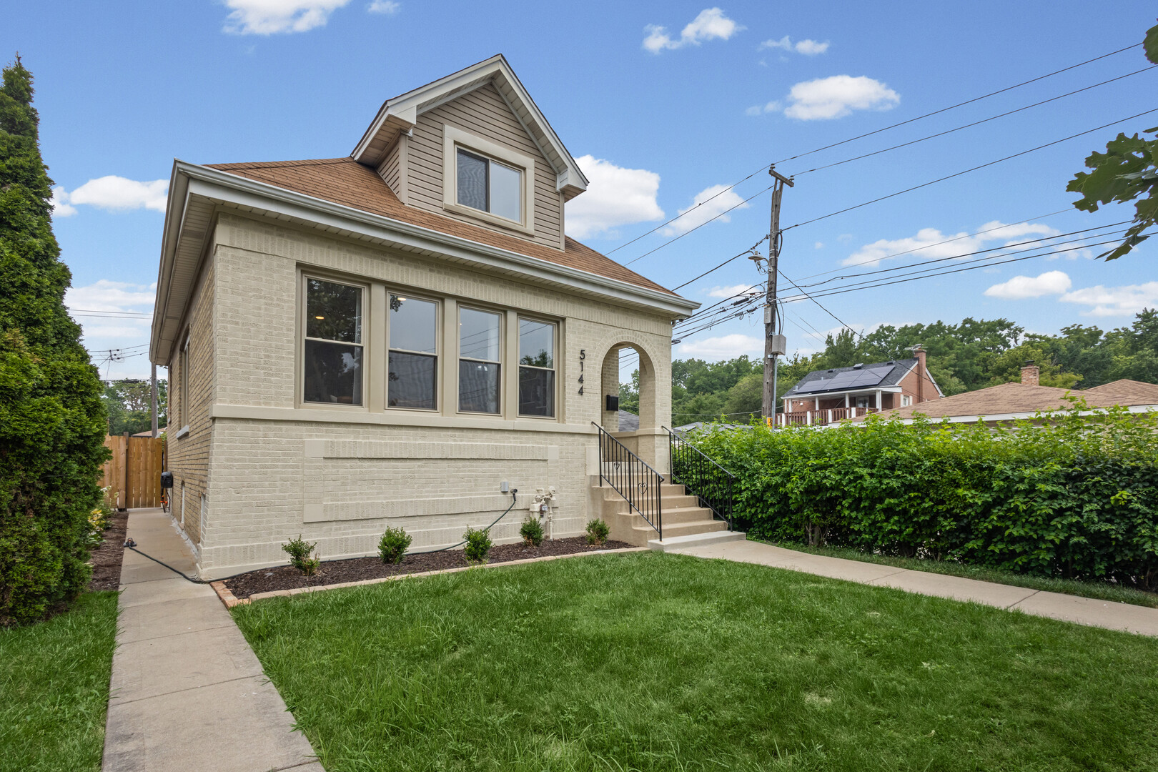 5144 N Kolmar Avenue Property Photo 3