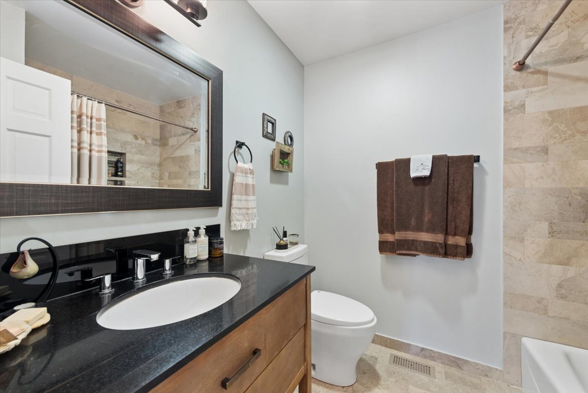 716 W Junior Terrace A Property Photo 26