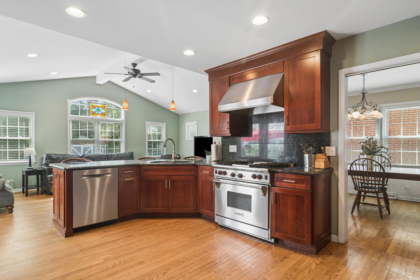 511 S Walnut Avenue Property Photo 10