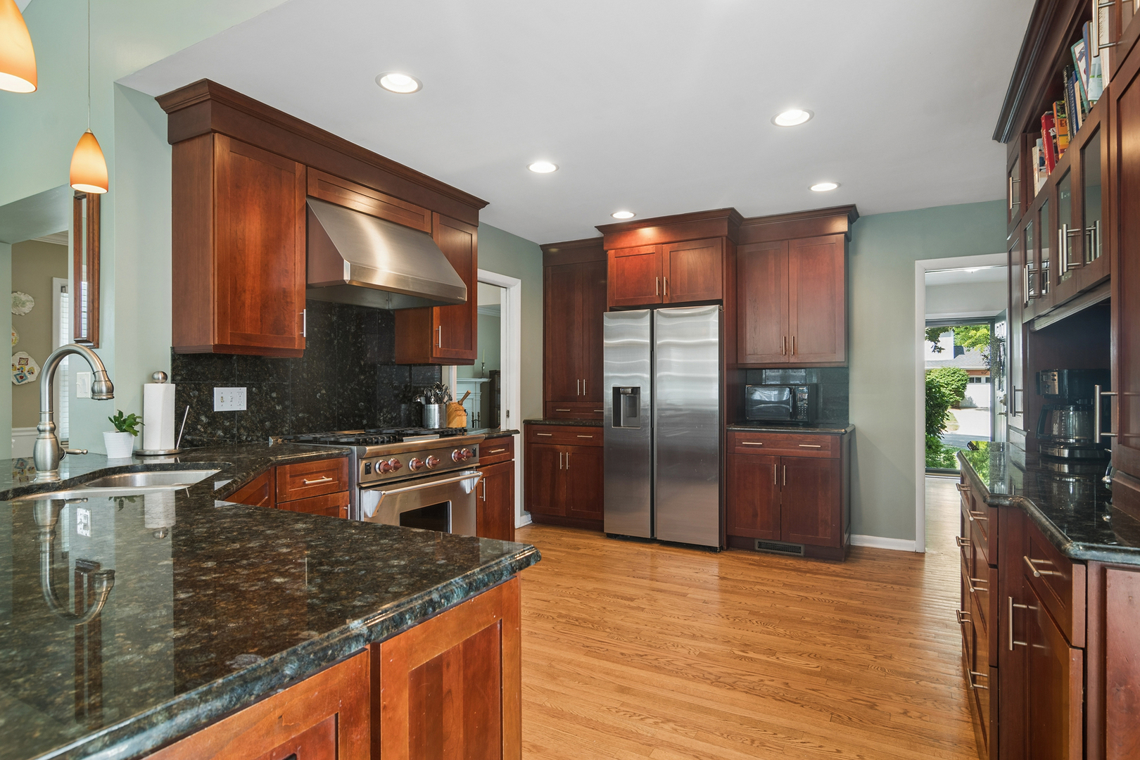 511 S Walnut Avenue Property Photo 12