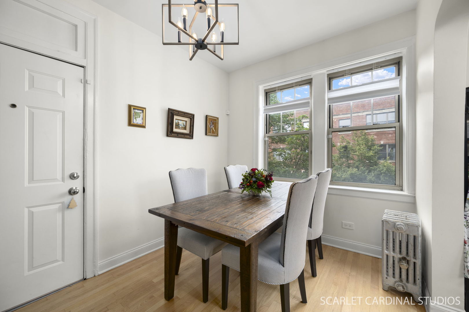 6137 N Hoyne Avenue 2 Property Photo 8