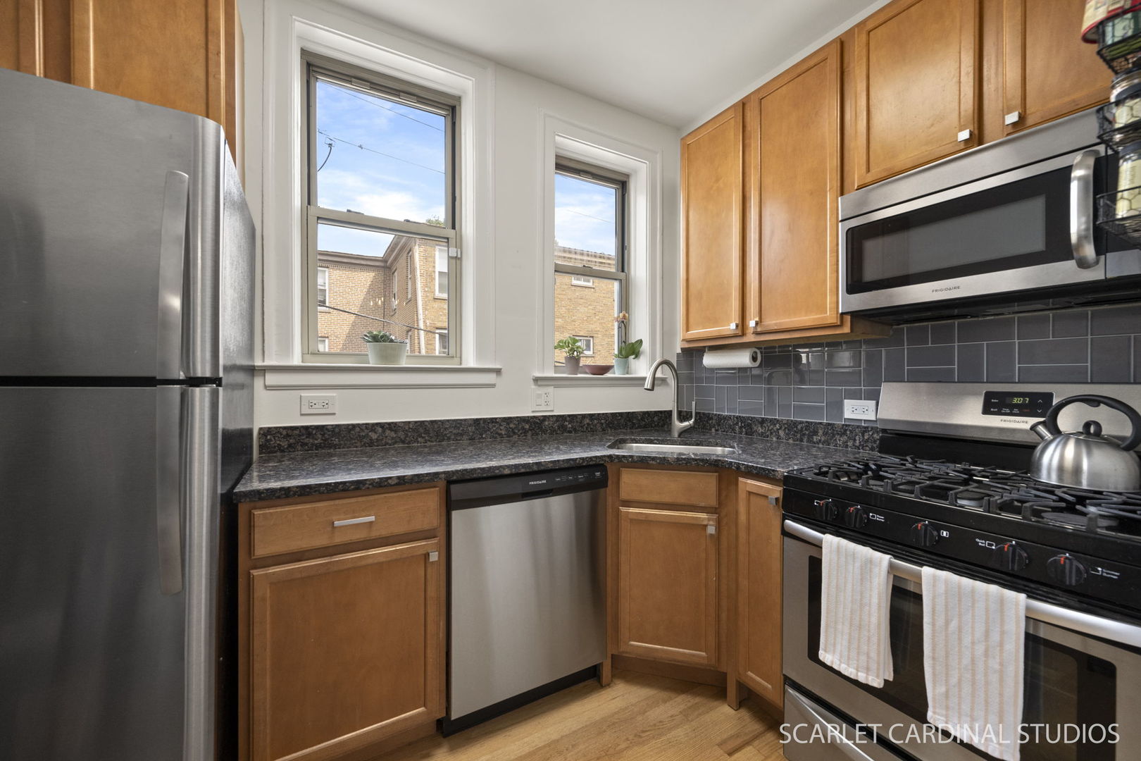 6137 N Hoyne Avenue 2 Property Photo 11