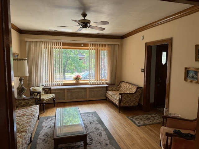 5330 W Melrose Street Property Photo 2