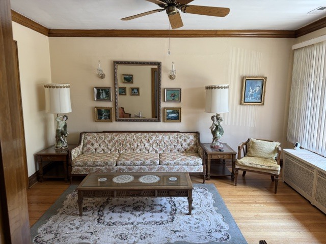 5330 W Melrose Street Property Photo 4