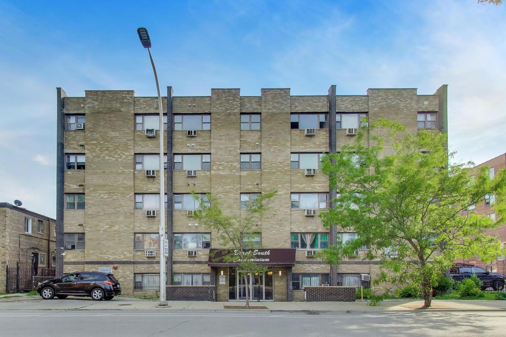 7854 S South Shore Drive 502