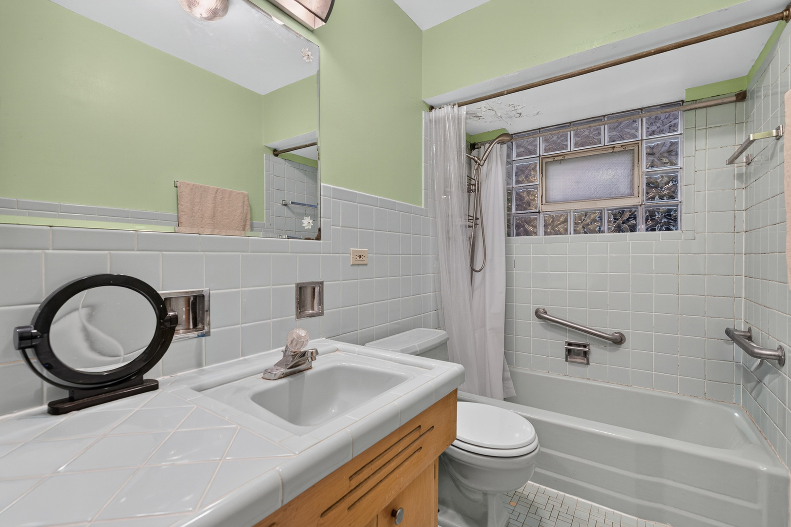 12712625 Property Photo 6