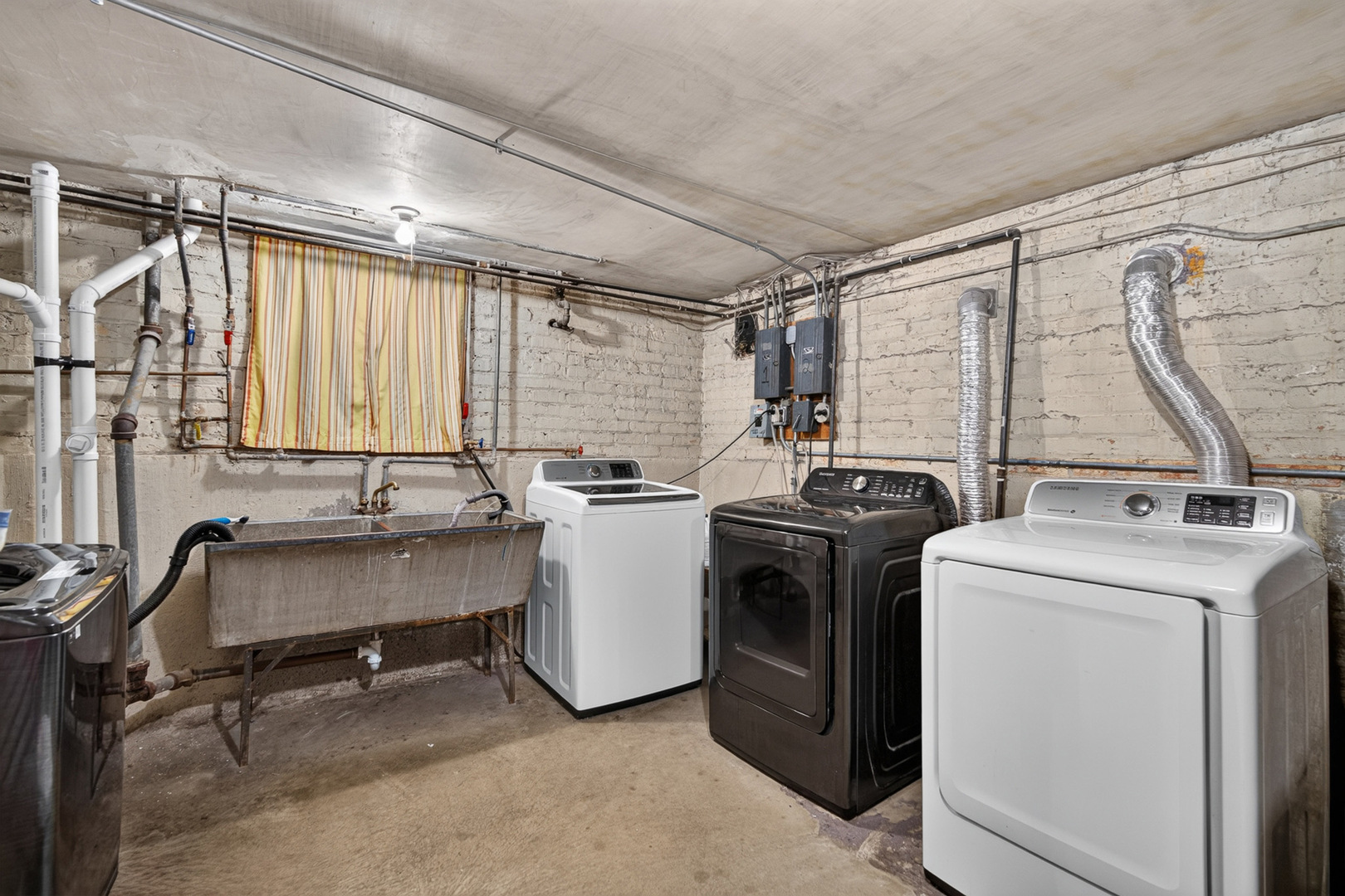 12712625 Property Photo 15