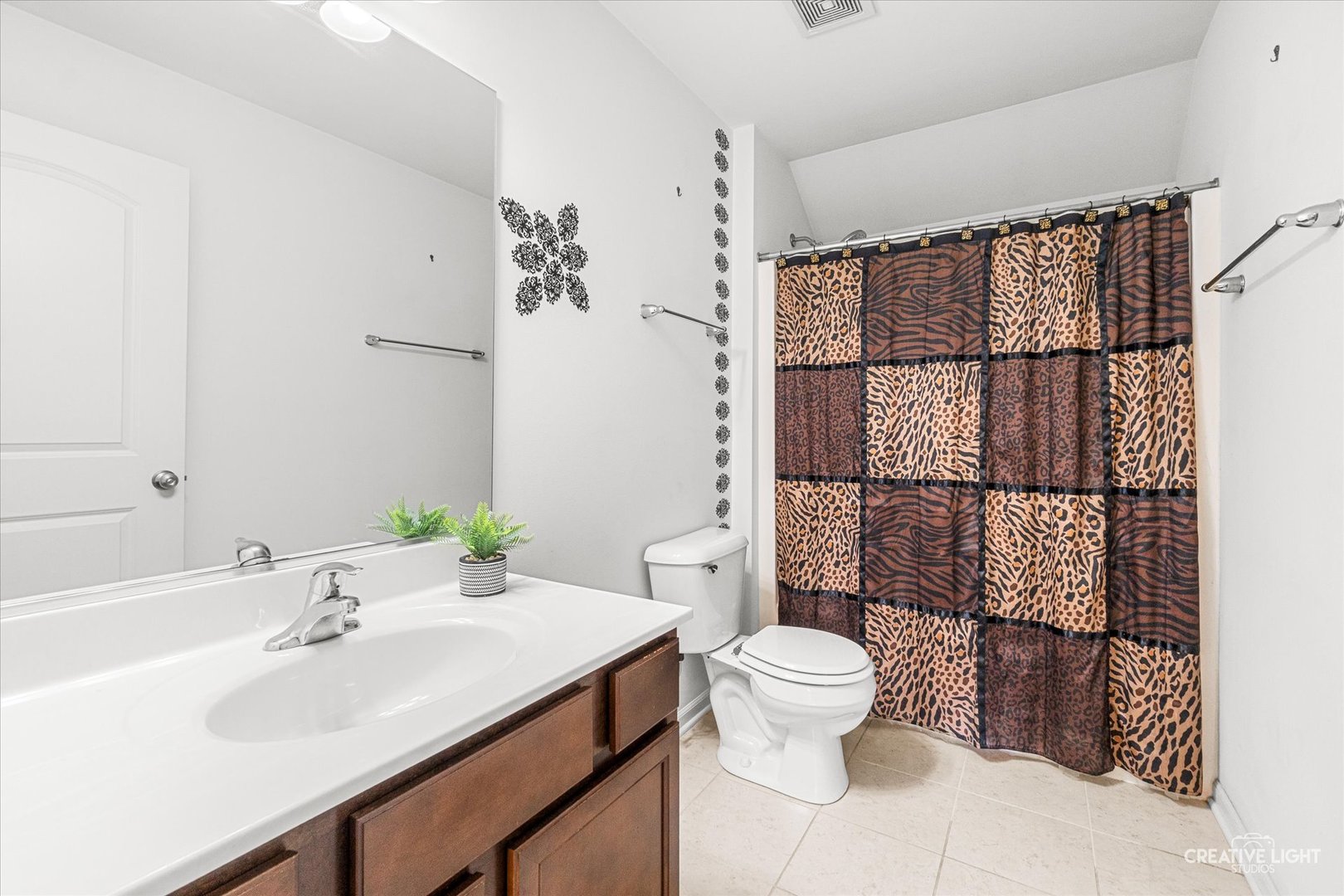 542 Snow Street Property Photo 22