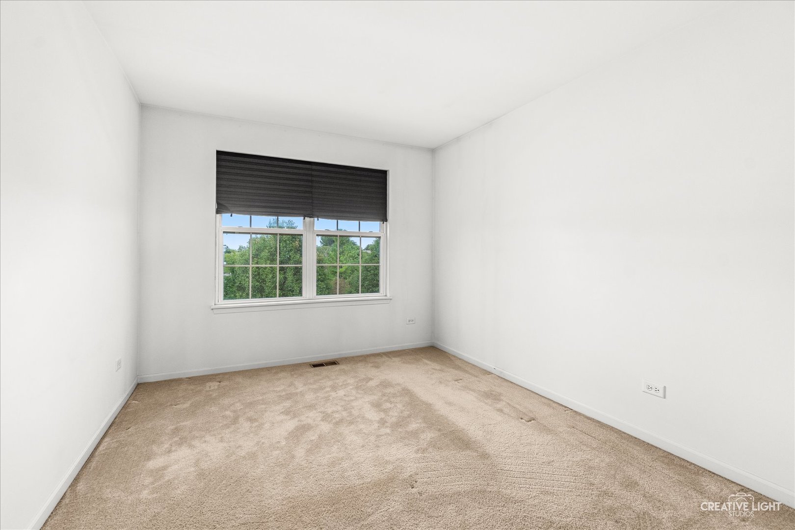 542 Snow Street Property Photo 23