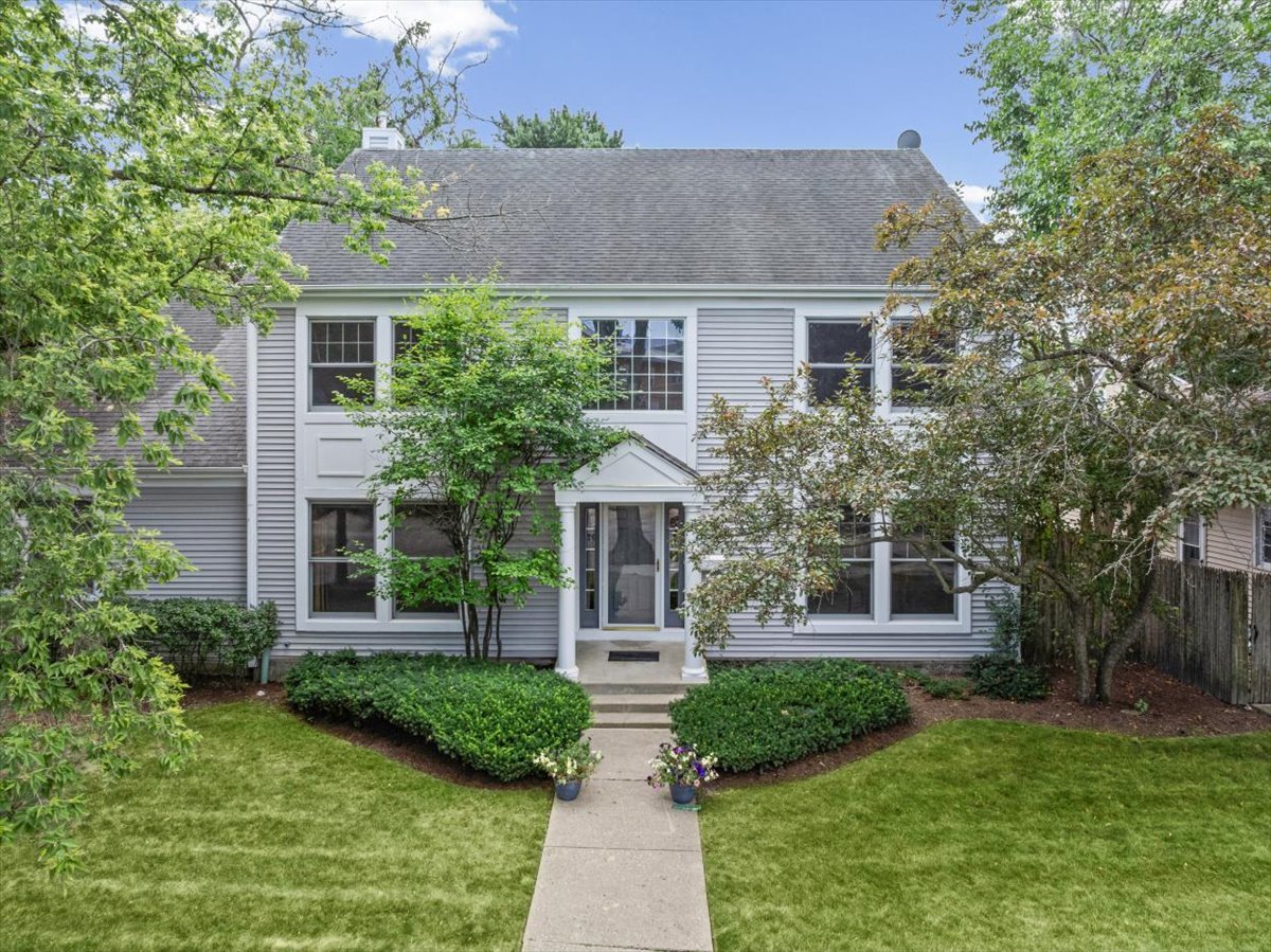 542 Wayland Avenue Property Photo 1