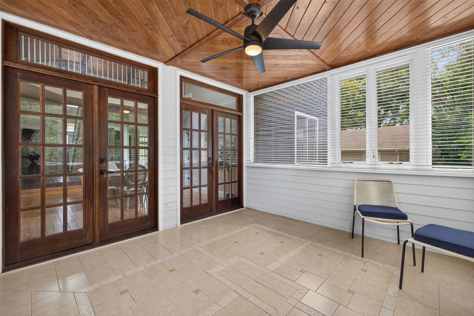 38 N Holly Avenue Property Photo 18