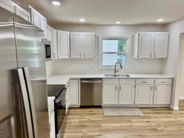 104 Suelynn Drive Property Photo 2