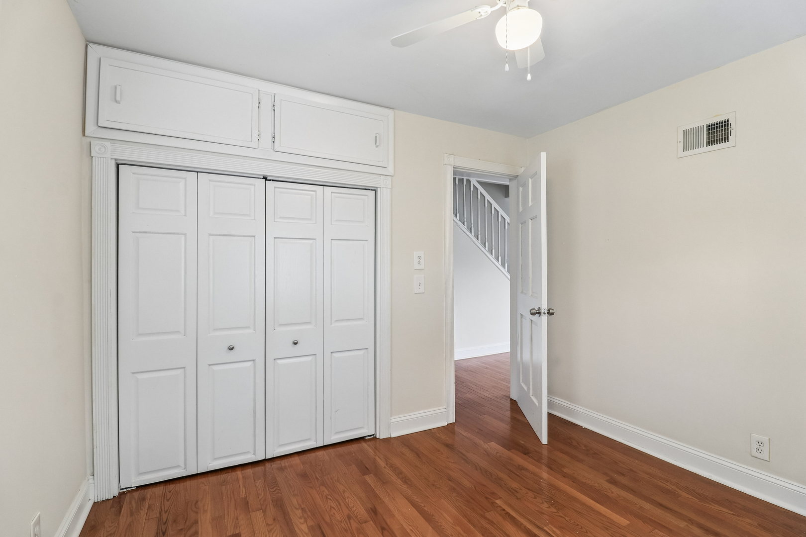 4811 Roslyn Road Property Photo 18