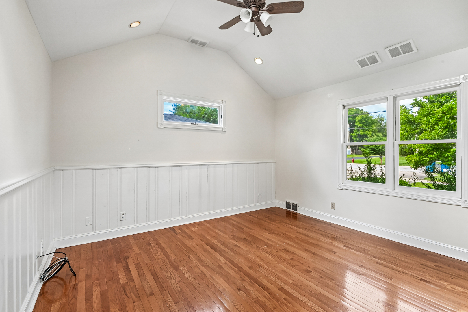 4811 Roslyn Road Property Photo 35