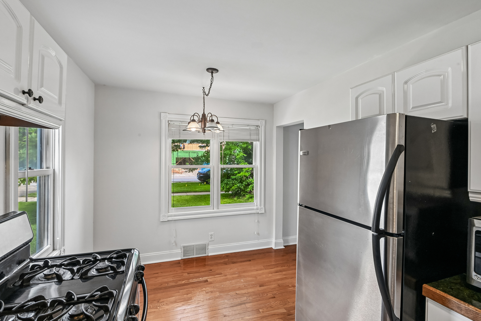 4811 Roslyn Road Property Photo 43