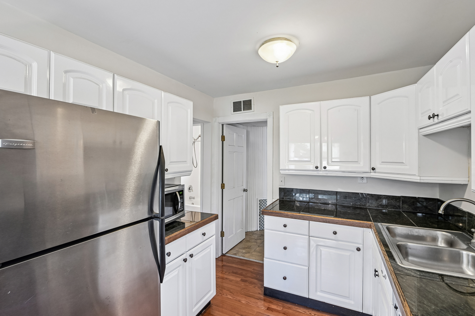 4811 Roslyn Road Property Photo 45