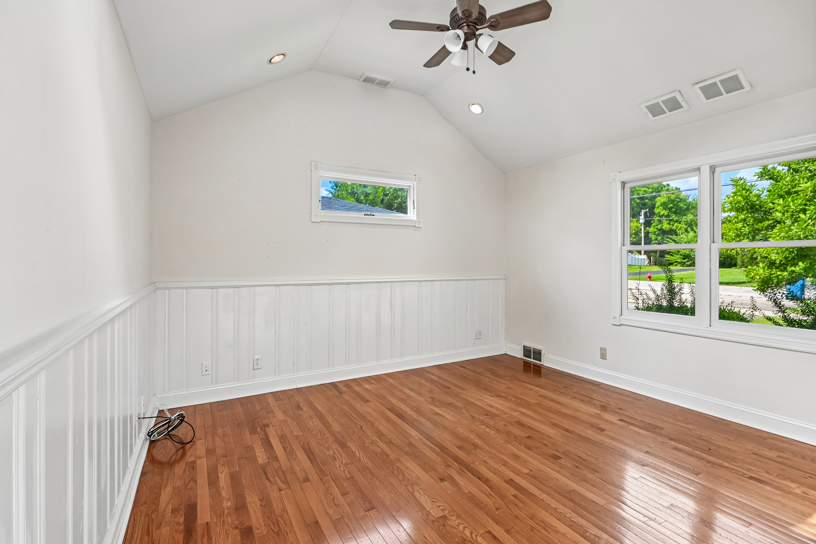 4811 Roslyn Road Property Photo 49