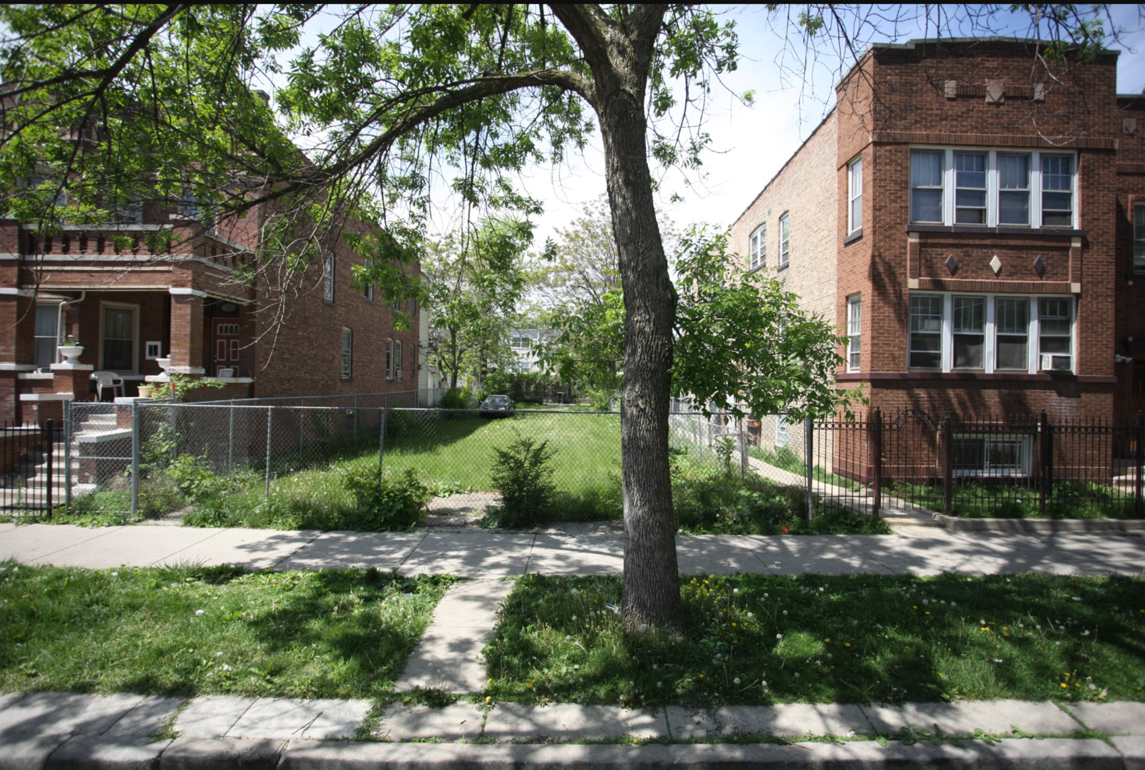 1538 N Lorel Avenue Property Photo 1
