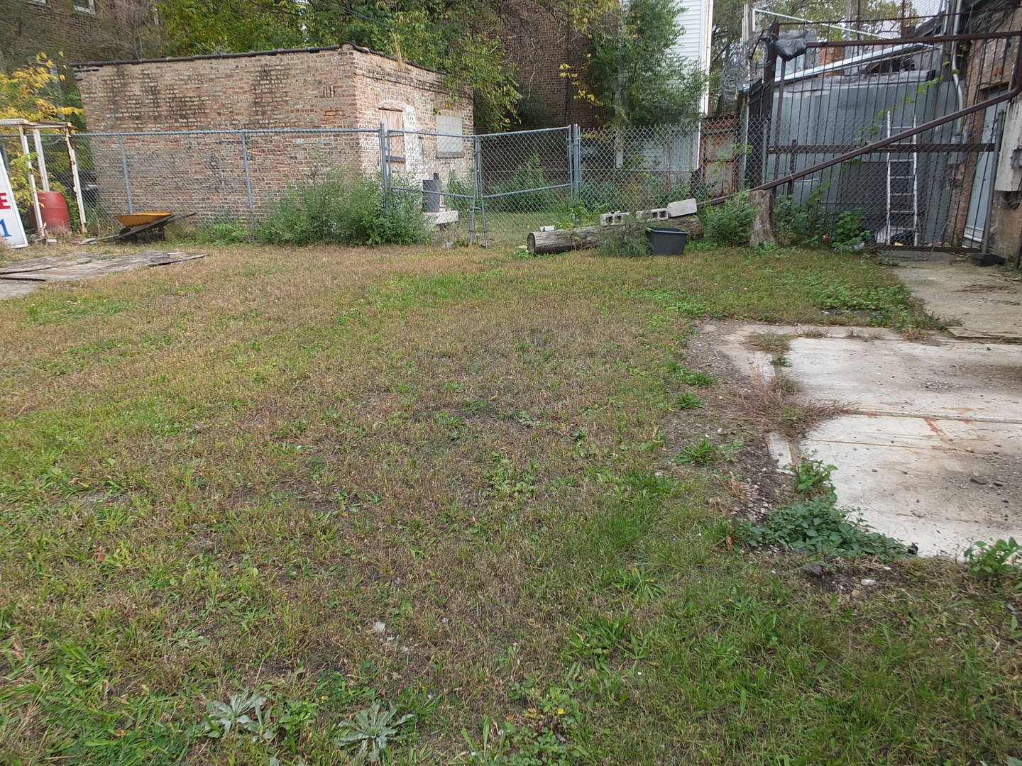 342 W 75th Street Property Photo 9
