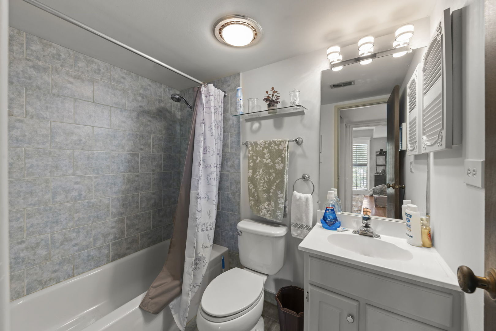 12712692 Property Photo 15