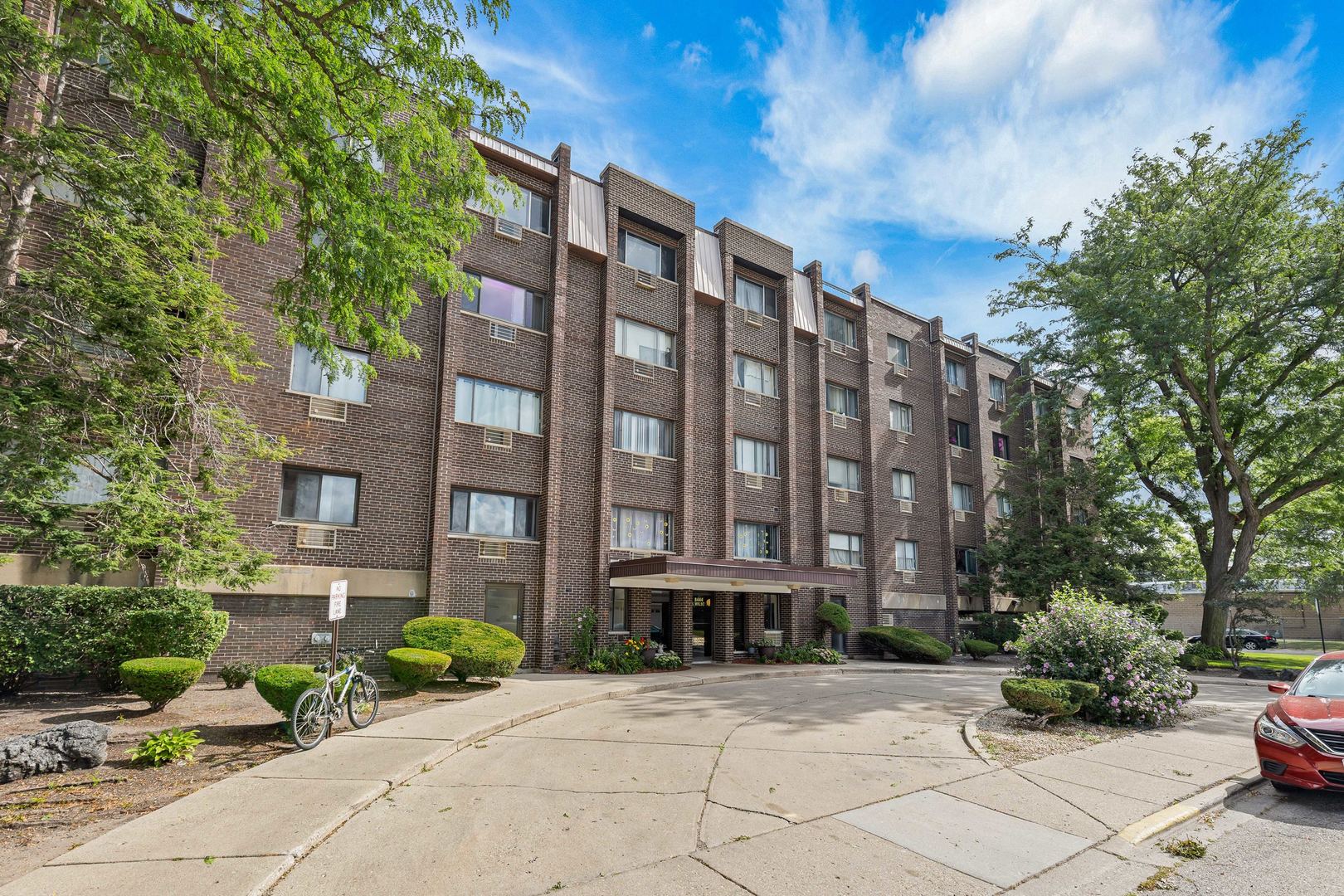8444 W Wilson Avenue 208-s Property Photo 1