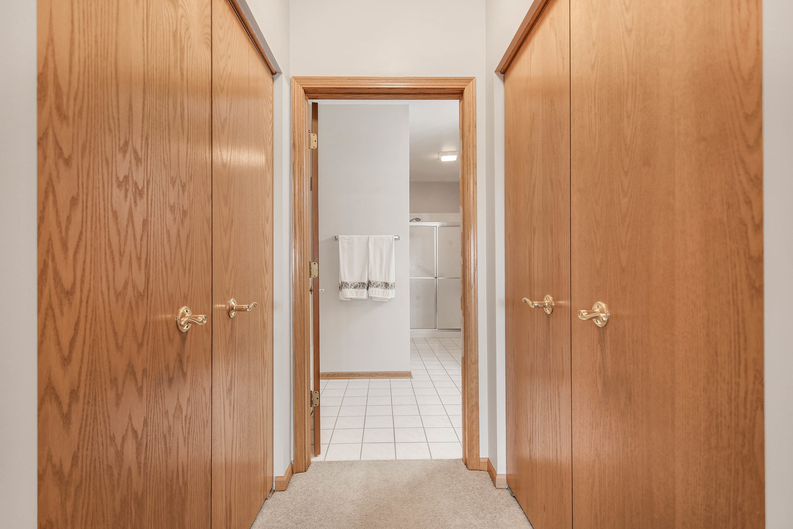 5553 Foxwoods Drive Property Photo 15