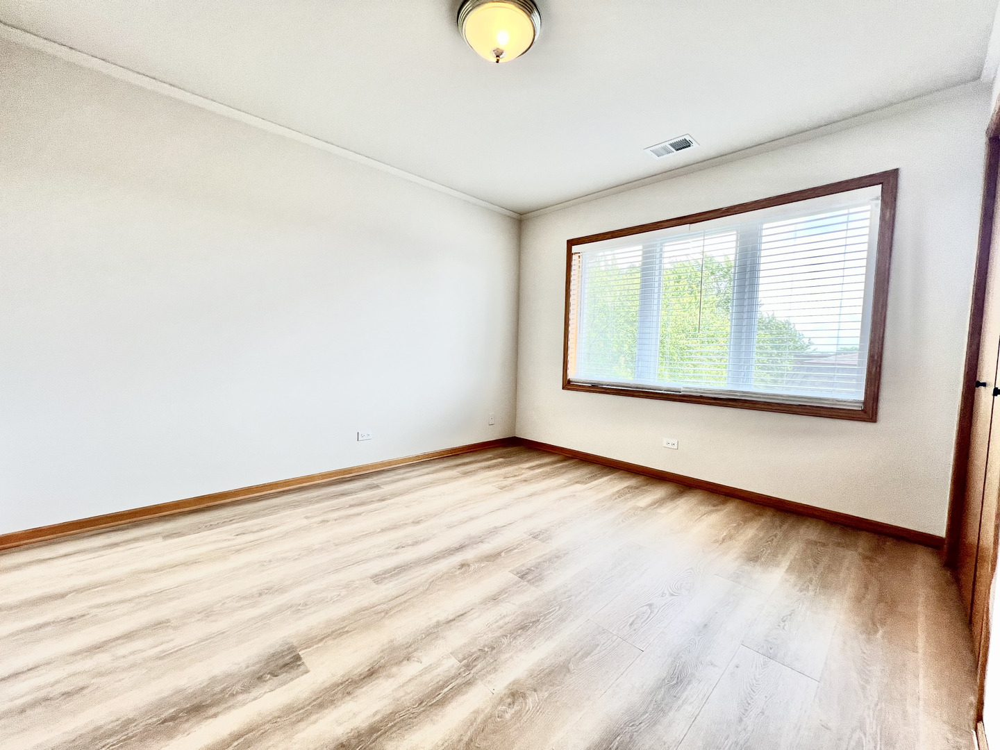 10418 S Keating Avenue 3a Property Photo 5