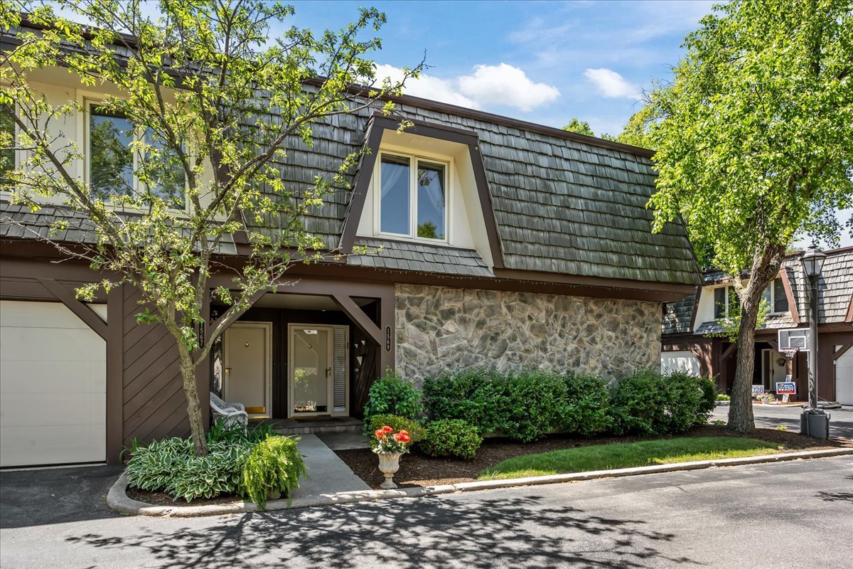 1569 Winnetka Road Property Photo 1