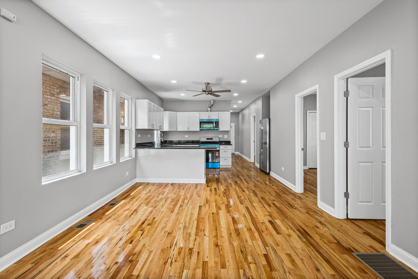 12712751 Property Photo 11