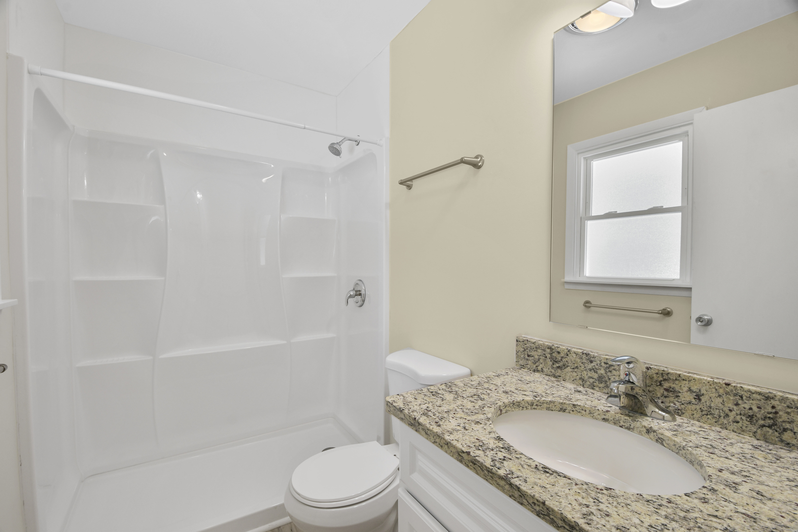 2205 Glenoak Drive Property Photo 10