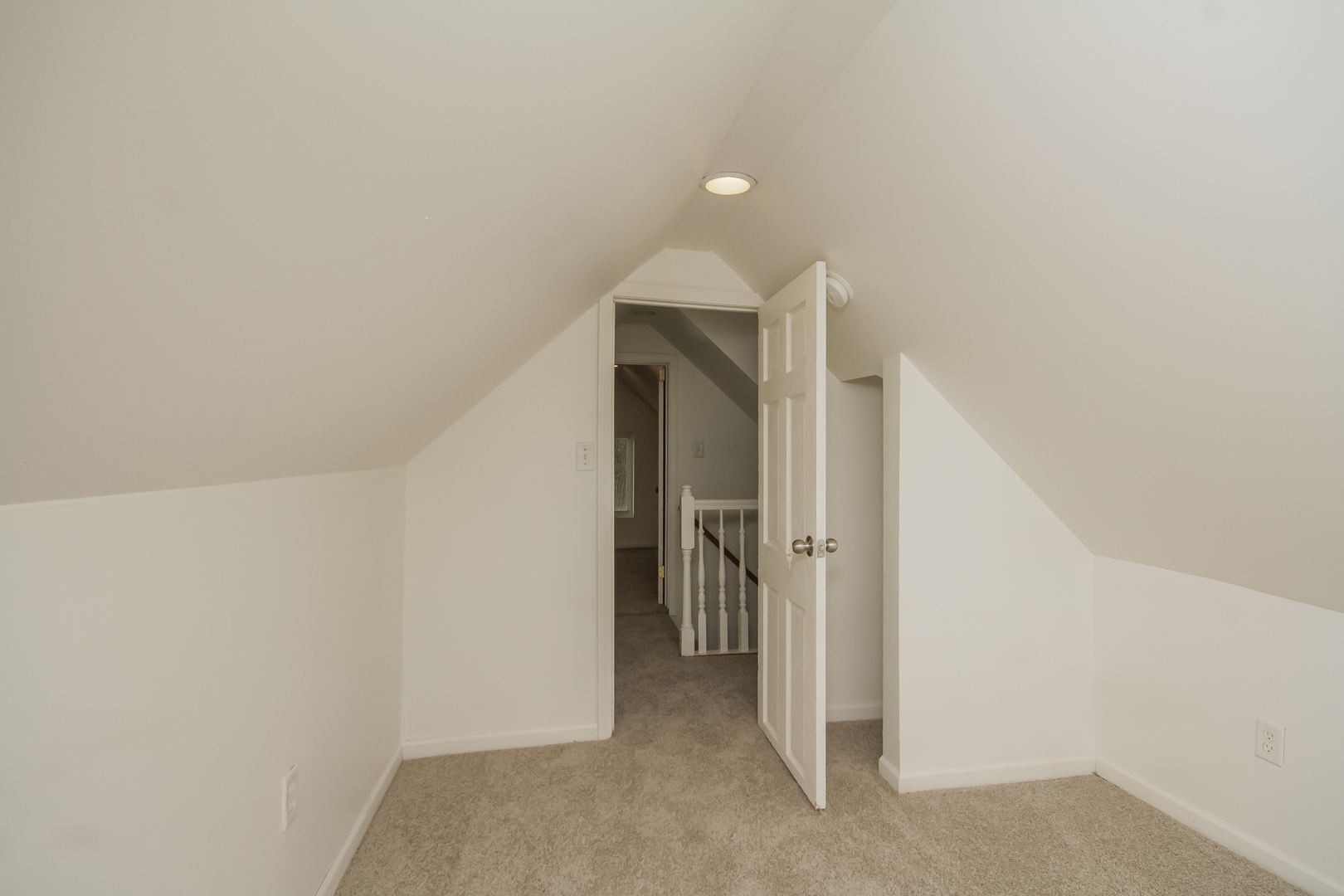 1107 E Joliet Street Property Photo 18