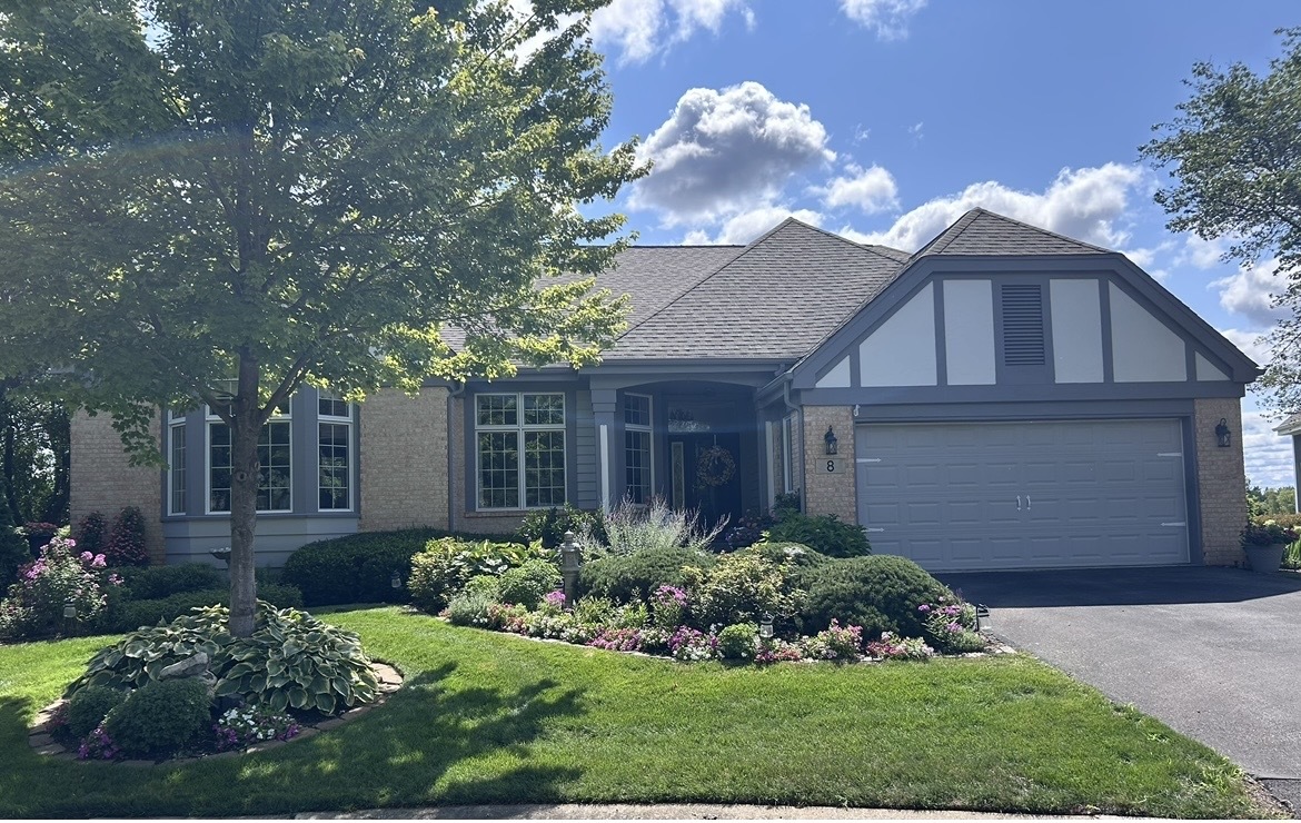 8 Canterbury Court Property Photo 1
