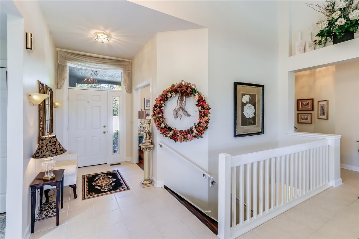 8 Canterbury Court Property Photo 3
