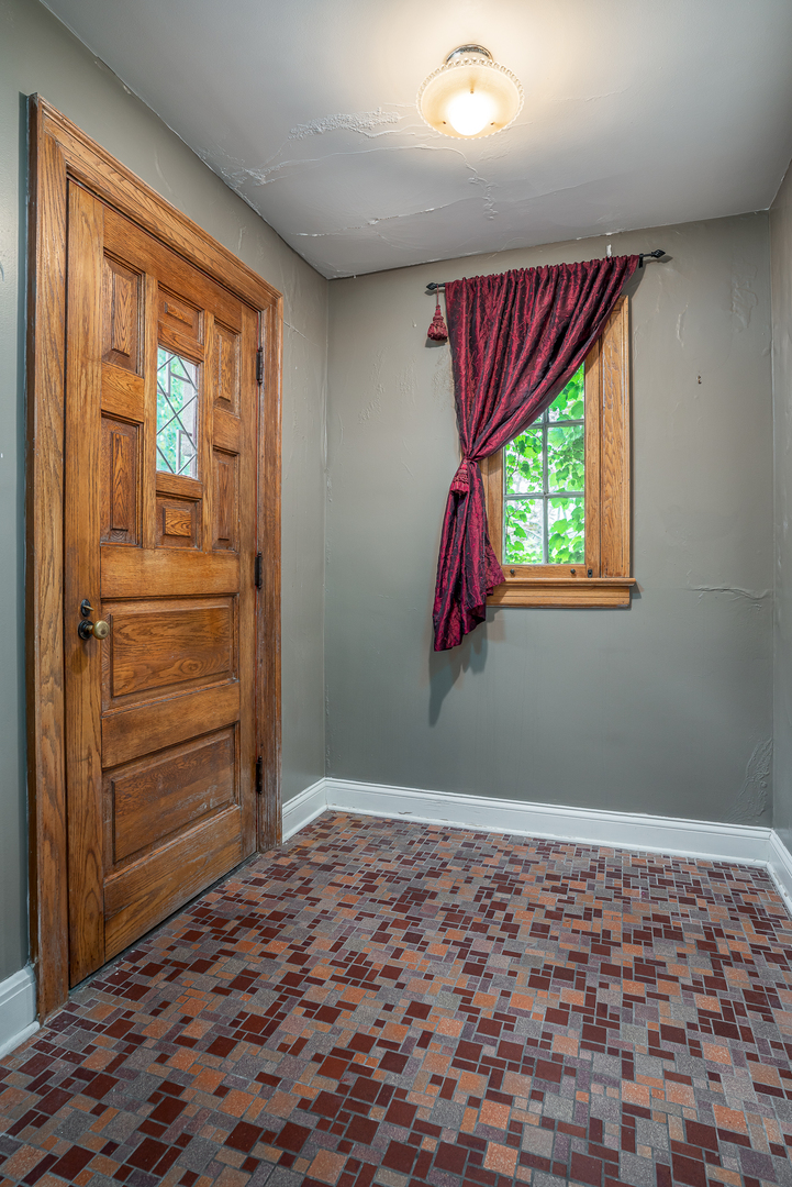 2625 Scott Street Property Photo 3